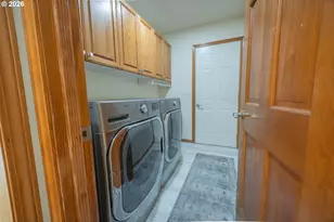 2193 13th St, Florence, OR 97439 - Photo 41
