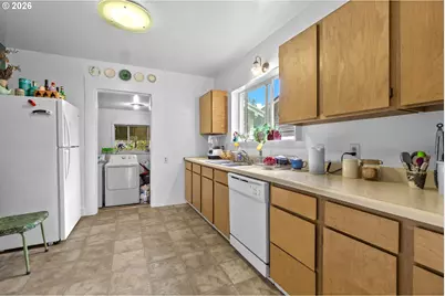 6557 SE 67th Ave, Portland, OR 97206 - Photo 13