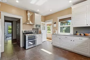 906 SE 1st St, McMinnville, OR 97128 - Photo 13