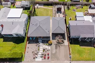 2767 W Langenberg Ave, Roseburg, OR 97471 - Photo 1