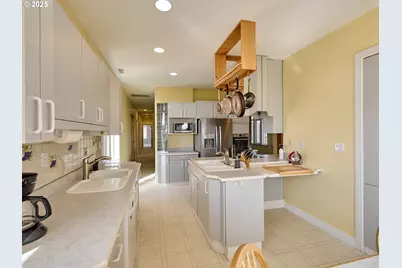 17489 Hwy 22 Hwy Dallas Or, Dallas, OR 97338 - Photo 13