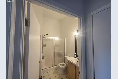 239 W K St, Springfield, OR 97477 - Photo 29