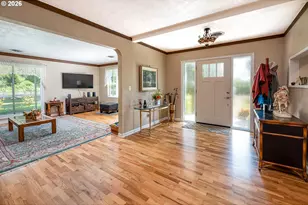 8275 Thurston Rd, Springfield, OR 97478 - Photo 5