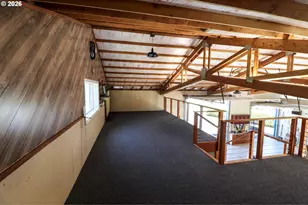 8275 Thurston Rd, Springfield, OR 97478 - Photo 5