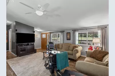 8916 NE 293rd St, Battle Ground, WA 98604 - Photo 9