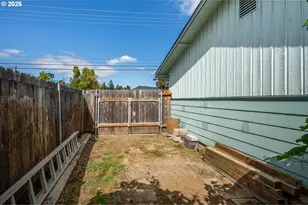 6111 Thurston Rd, Springfield, OR 97478 - Photo 31