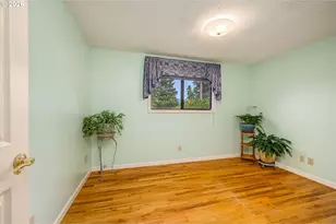 6111 Thurston Rd, Springfield, OR 97478 - Photo 21