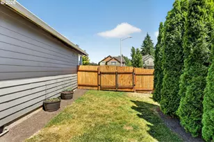 1265 NE Gardiner Dr, Estacada, OR 97023 - Photo 35