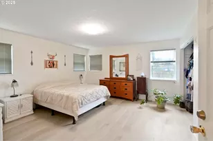 704 Cliff Ct, Silverton, OR 97381 - Photo 17