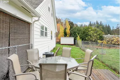 704 Cliff Ct, Silverton, OR 97381 - Photo 29