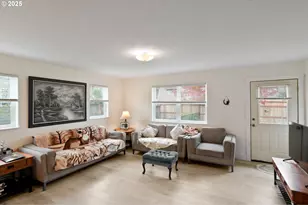 704 Cliff Ct, Silverton, OR 97381 - Photo 13