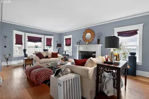 211 S 3rd St, Cottage Grove, OR 97424 - Photo 7