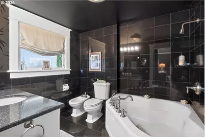 211 S 3rd St, Cottage Grove, OR 97424 - Photo 27