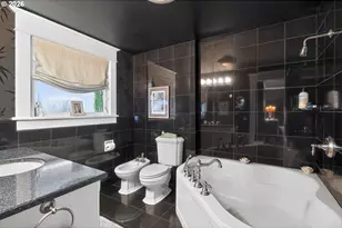 211 S 3rd St, Cottage Grove, OR 97424 - Photo 27