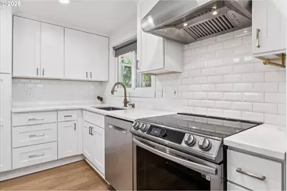 6642 N Delaware Ave, Portland, OR 97217 - Photo 19