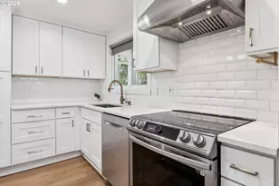 6642 N Delaware Ave, Portland, OR 97217 - Photo 19