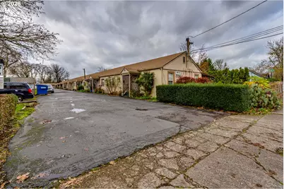 1612 Polk St, Eugene, OR 97402 - Photo 9