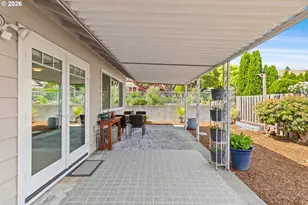 15685 SW Queen Victoria Pl, Portland, OR 97224 - Photo 19