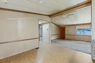 871 SE Meadowood Dr, Winston, OR 97496 - Photo 17