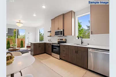 4950 SE Caruthers St #5, Portland, OR 97215 - Photo 3