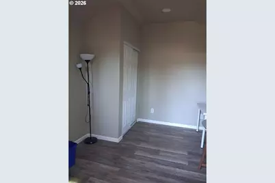 1055 Columbia Ave, Gladstone, OR 97027 - Photo 15