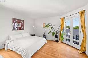 1811 NW Couch St, Portland, OR 97209 - Photo 13