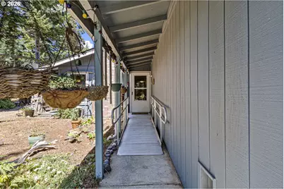 2333 24th St, Florence, OR 97439 - Photo 11