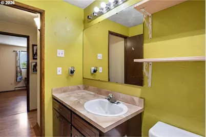 2333 24th St, Florence, OR 97439 - Photo 33