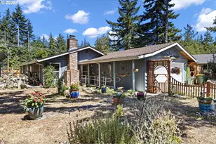 2333 24th St, Florence, OR 97439 - Photo 9