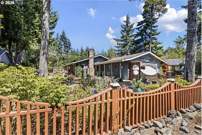 2333 24th St, Florence, OR 97439 - Photo 3