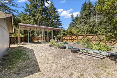 2333 24th St, Florence, OR 97439 - Photo 39