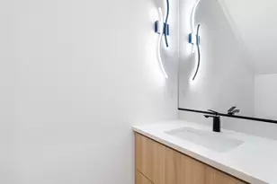 2069 SE Harold St, Portland, OR 97202 - Photo 9