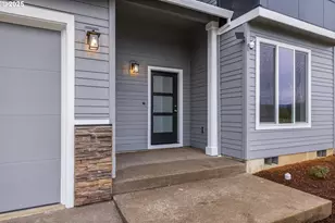 1518 NW Tracy St, McMinnville, OR 97128 - Photo 5