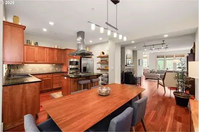 5077 W Sunset Dr, Lake Oswego, OR 97035 - Photo 17