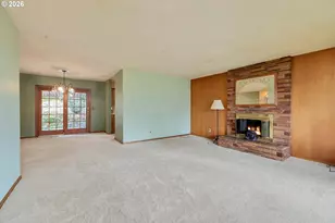 11425 SE Ash Ct, Portland, OR 97216 - Photo 5