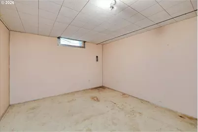 11425 SE Ash Ct, Portland, OR 97216 - Photo 27