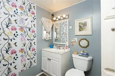 11526 SW Royal Villa Dr, Portland, OR 97224 - Photo 23