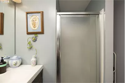 11526 SW Royal Villa Dr, Portland, OR 97224 - Photo 27