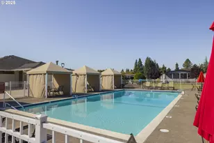 11526 SW Royal Villa Dr, Portland, OR 97224 - Photo 37