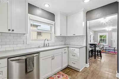6415 SE 90th Ave, Portland, OR 97266 - Photo 9