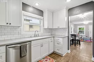 6415 SE 90th Ave, Portland, OR 97266 - Photo 9