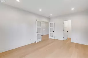 10682 SW Berkshire St, Portland, OR 97225 - Photo 5