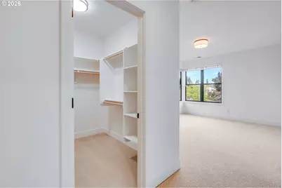 10682 SW Berkshire St, Portland, OR 97225 - Photo 15