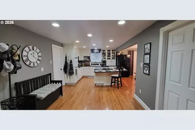 113 SE 3rd Ave, Milton-Freewater, OR 97862 - Photo 5