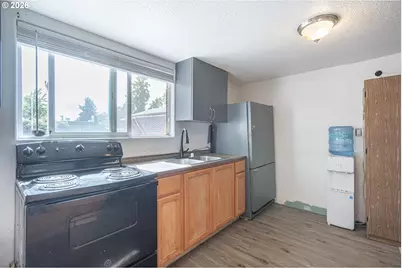 3250 Abrams Ave NE, Salem, OR 97301 - Photo 9