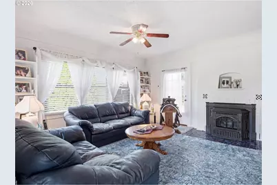 544 SE Court St, Dallas, OR 97338 - Photo 7