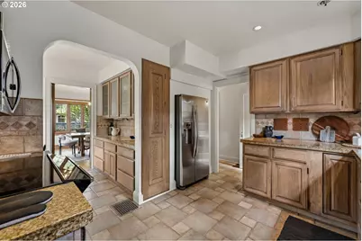 2260 NE 32nd Ave, Portland, OR 97212 - Photo 21