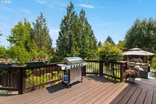 17485 Brookhurst Dr, Lake Oswego, OR 97034 - Photo 41