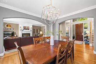 17485 Brookhurst Dr, Lake Oswego, OR 97034 - Photo 9