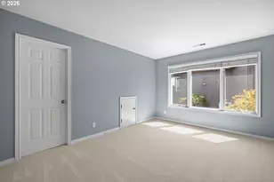 17485 Brookhurst Dr, Lake Oswego, OR 97034 - Photo 27